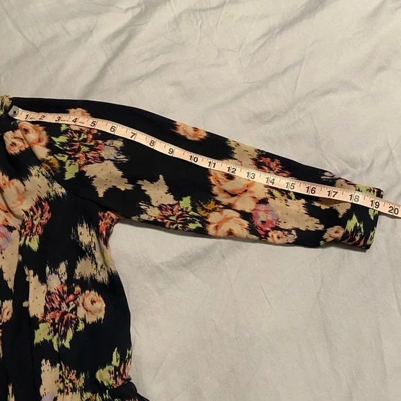 Daniel Rainn Floral tie waist dress, Size M 🎀 - Picture 7 of 13